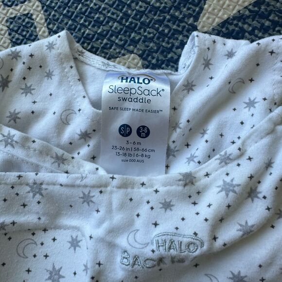 Halo Gray/ White Starry SleepSack Swaddle - Picture 3 of 5